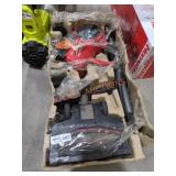 Milwaukee M18 Compact Vacuum