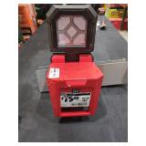 Milwaukee M18 Mounting Flood Light