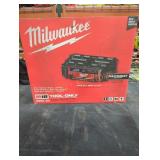 Milwaukee M18 PACKOUT Radio+Charger