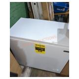 Milton Pick Up. Magic Chef 7.0cuft Chest Freezer