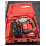Milwaukee Corded 5/8" SDS Plus Rotary Hammer Kit