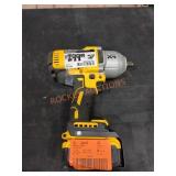 DeWalt 20V 1/2" Impact Wrench Kit