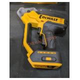Dewalt 20V 1.5" Pruner Dewalt 20V 1.5" Pruner