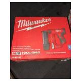 Milwaukee M12 23GA Pin Nailer Milwaukee M12 23GA Pin Nailer