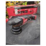 Milwaukee M18 15mm Random Orbit Polisher Milwaukee M18 15mm Random Orbit Polisher
