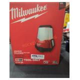 Milwaukee M18 Compact Site Light with Flood Mode