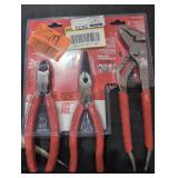 Milwaukee 3 Comfort Grip Pliers Set