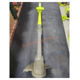 Ryobi 18V Trimmer/Edger Ryobi 18V Trimmer/Edger