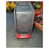 Milwaukee M18 Bluetooth Jobsite Speaker, Tool Only Milwaukee M18 Bluetooth Jobsite Speaker, Tool Only
