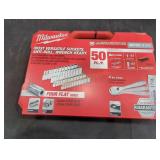 Milwaukee 1/4" metric sae ratchet and socket Milwaukee 1/4" metric sae ratchet and socket