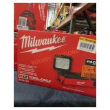 Milwaukee M12 Flood Light