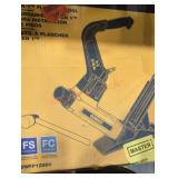 DEWALT 2-1 Flooring Tool DEWALT 2-1 Flooring Tool