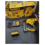 DeWalt 20V 18GA Brad Nailer Kit DeWalt 20V 18GA Brad Nailer Kit