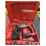 Milwaukee Corded 5/8" SDS Plus Rotary Hammer Kit Milwaukee Corded 5/8" SDS Plus Rotary Hammer Kit