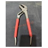 Milwaukee 10" Straight Jaw Pliers Milwaukee 10" Straight Jaw Pliers