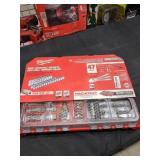 Milwaukee 1/2" Metric & SAE Ratchet & Socket Set Milwaukee 1/2" Metric & SAE Ratchet & Socket Set