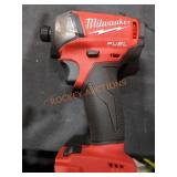 Milwaukee M18 1l4" Hex Hydraulic Driver Milwaukee M18 1l4" Hex Hydraulic Driver