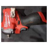 Milwaukee M12 v1k2" Stubby Impact Wrench Milwaukee M12 v1k2" Stubby Impact Wrench
