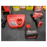 Milwaukee M12 2 Tool Combo Kit Milwaukee M12 2 Tool Combo Kit