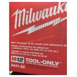 Milwaukee M12 Caulk Gun Milwaukee M12 Caulk Gun