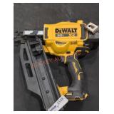 Dewalt 20V 21� Round Head Nailer Dewalt 20V 21� Round Head Nailer