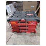 Milwaukee PACKOUT Tool Box Milwaukee PACKOUT Tool Box
