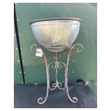 28� Tall Metal Planter 28� Tall Metal Planter