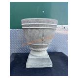 Spartan Urn Flower Pot Spartan Urn Flower Pot