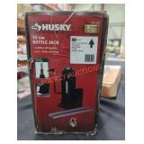 Husky 12 ton bottle jack Husky 12 ton bottle jack