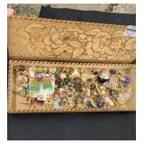 Misc jewelry lot