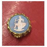 Vintage cream perfume compact