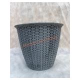 Set Of Two 12ï¿½ Planters