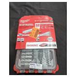 Milwaukee 3/8" Metric Ratchet/Socket Set