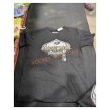 (2) Large Mossy Oak Tee Shirts