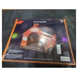 Halloween cat scratcher