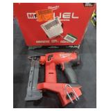 Milwaukee M18 18GA 1/4" Narrow Crown Stapler