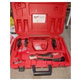 Milwaukee M12 Force Logic Press Tool 1/2"-1" Kit