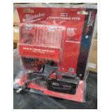 Milwaukee M18 xc 5 ah battery and charger