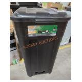 HDX Wheeled 45Gal Outdoor Trashcan