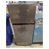 Vissani Mini Refrigerator