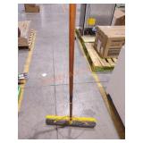Multi Surface Broom