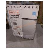 Magic Chef 2.6cu.ft Refrigerator