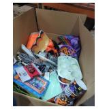 Box lot of miscellaneous items