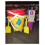 Sand Buckets & Travel Cups