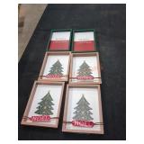(6) Christmas Wall Decor