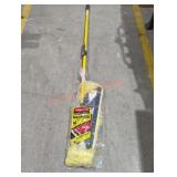 Rubbermaid Dust Mop Kit