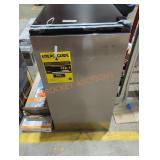 Vissani Compact Refrigerator