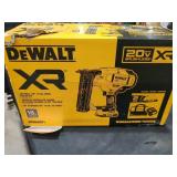 DeWalt 20v 18ga Brad Nailer Kit