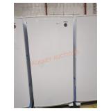 Whirlpool 17.7 cu ft Upright Freezer White