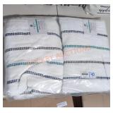 Pack of 2 white striped towels